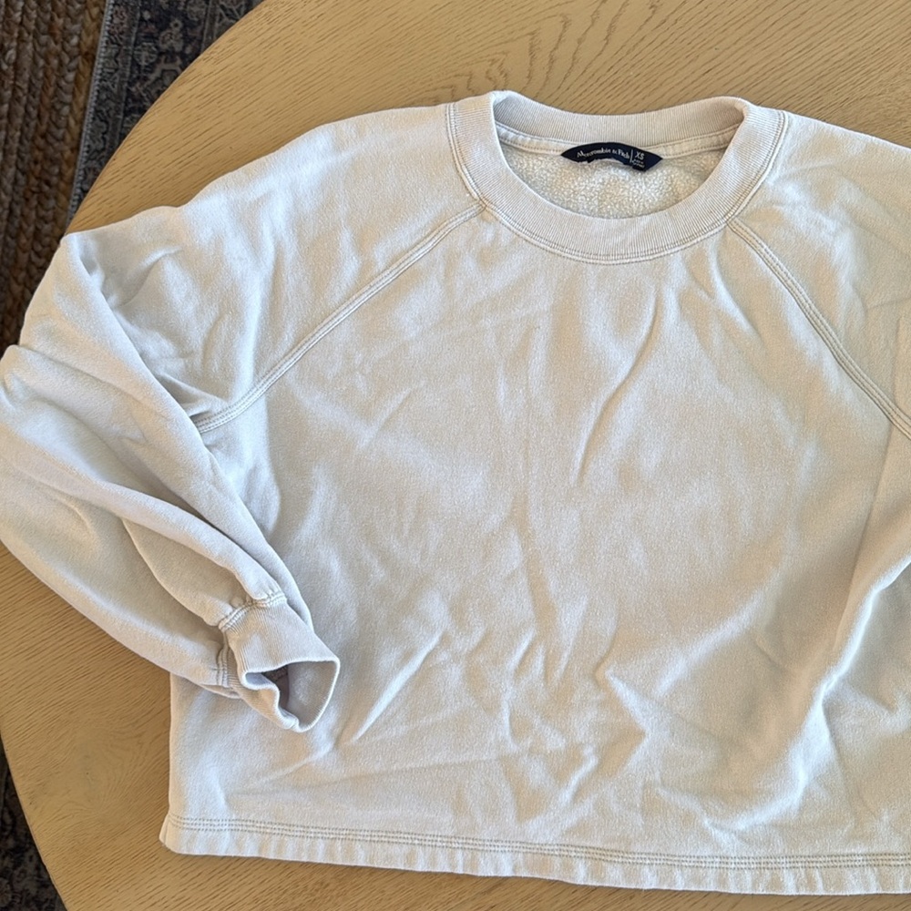 ABERCROMBIE Cream Bubble Sleeve Crop Sweatshirt XS - Picture 4 of 4